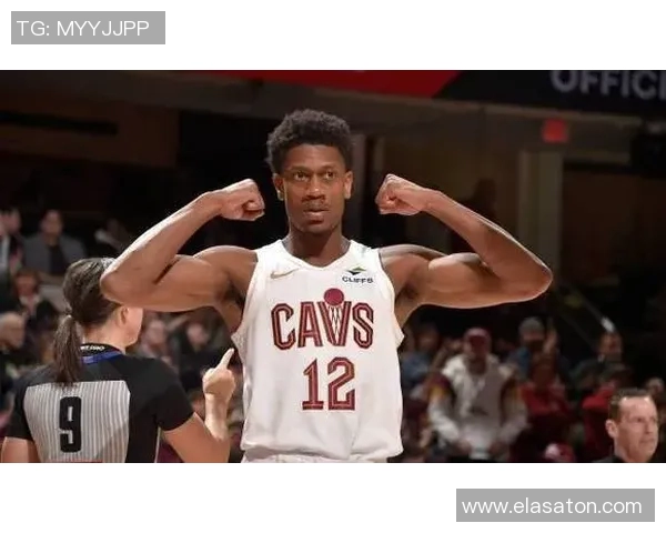 小波特上半场表现惊艳12投7中砍下19分4篮板1助攻三分球命中率高达60 小波特上半场表现惊艳12投7中砍下19分4篮板1助攻三分球命中率高达60