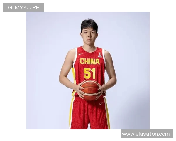 媒体人热评杨瀚森进步显著库里获得圆柱体称号引发热议 媒体人热评杨瀚森进步显著库里获得圆柱体称号引发热议