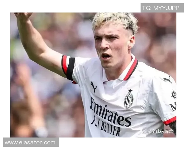 尤文等豪门瞄准本菲卡17岁后卫福尔莫索穆帅称其为新一代小麦