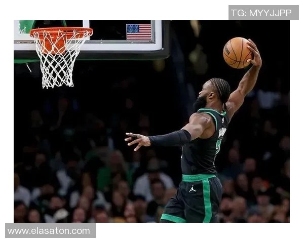 杰伦布朗谈凯尔特人胜利关键两个篮板助力球队展现团队精神