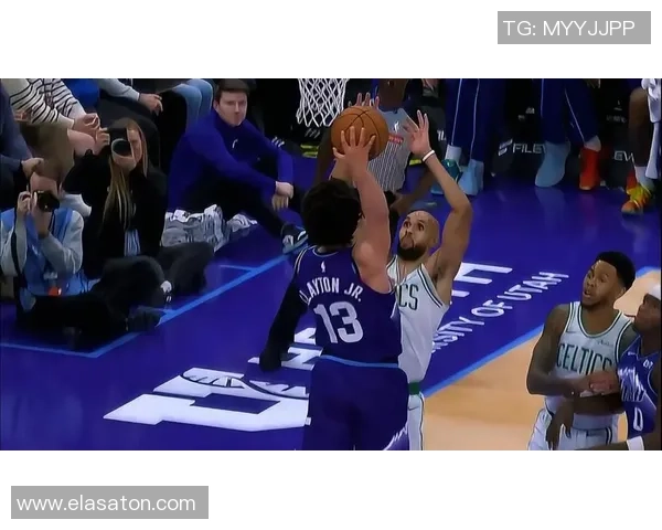 怀特惊叹克莱顿惊人运动能力球探报告未提及其扣篮实力