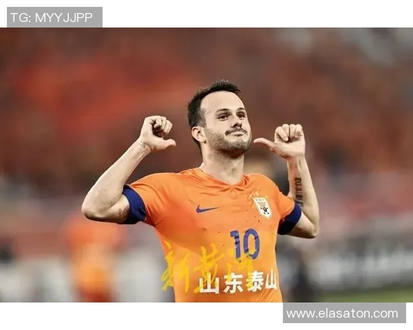 球队助教表示全员支持瓦科留队转会现象正常祝福瓦科未来发展