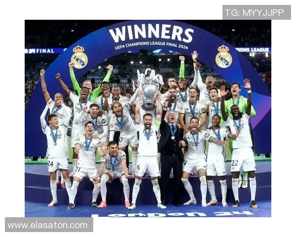 多库社媒欢庆客场逆转皇马胜利赞美今夜的辉煌时刻