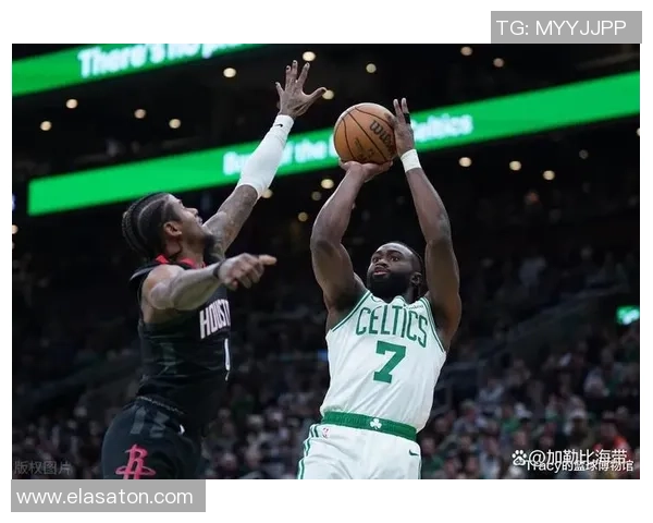 阿门近期状态火热场均20分78板5助23失误真实命中率66表现抢眼